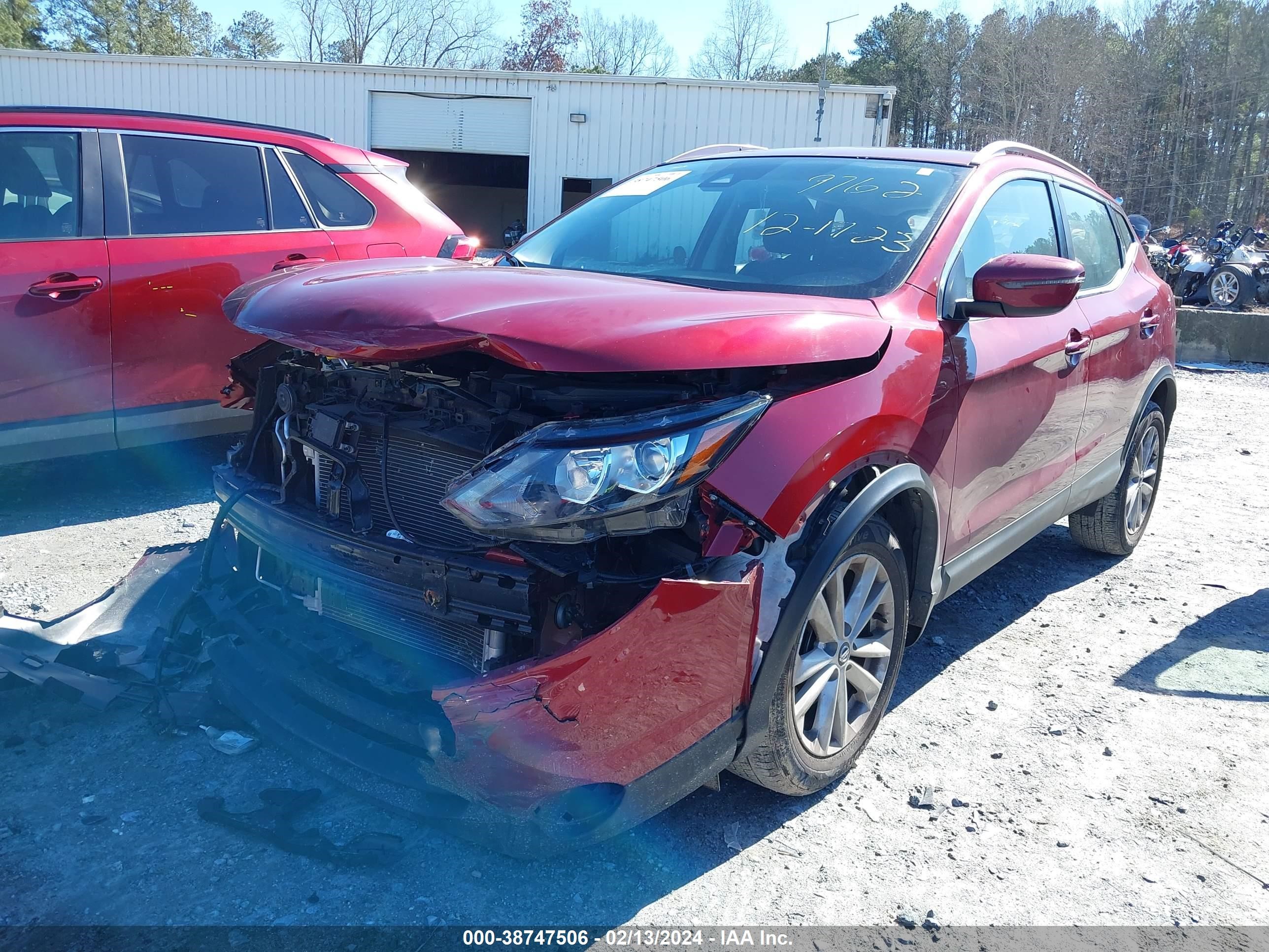 Photo 1 VIN: JN1BJ1CPXKW229762 - NISSAN ROGUE 