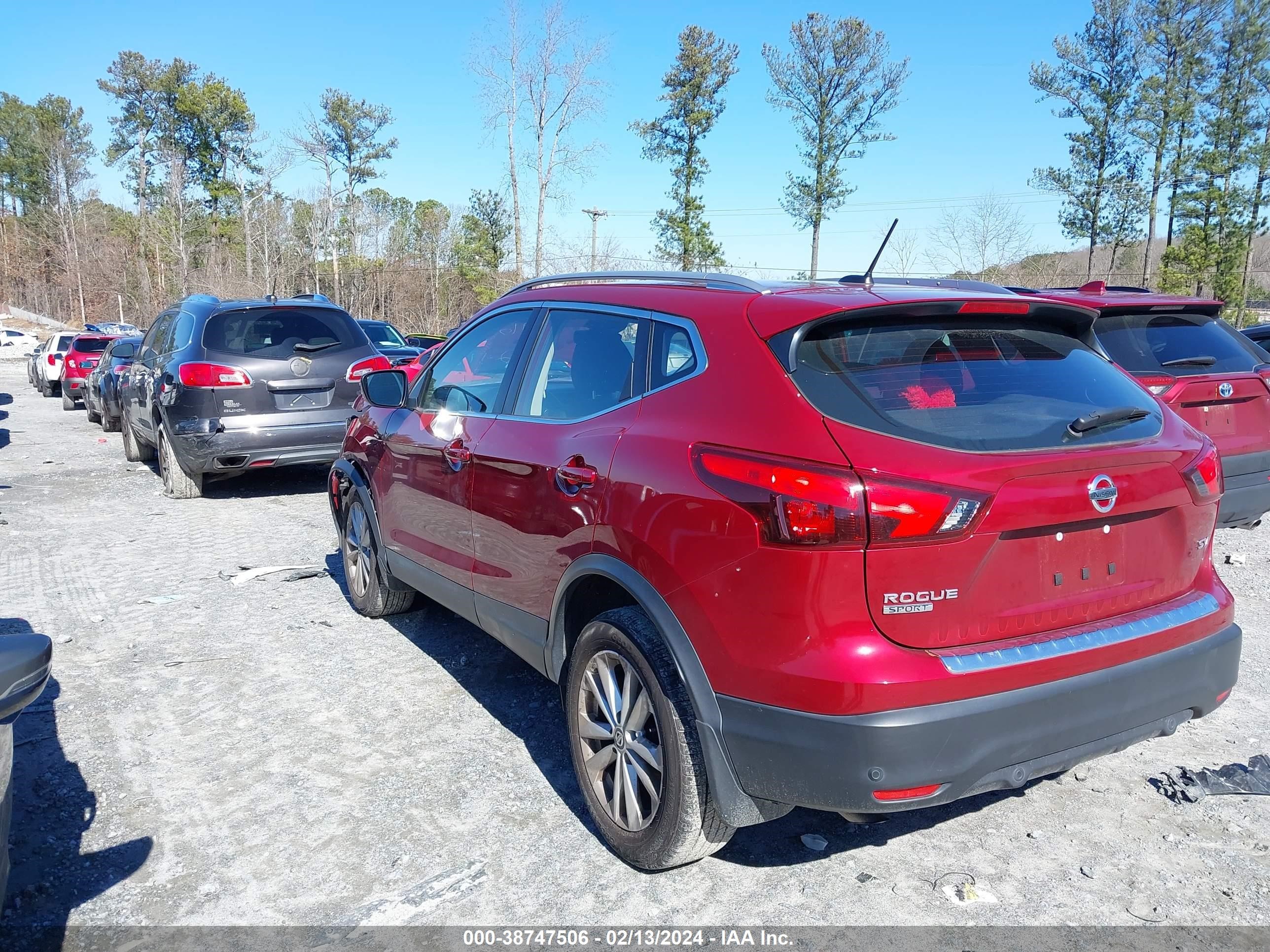 Photo 13 VIN: JN1BJ1CPXKW229762 - NISSAN ROGUE 