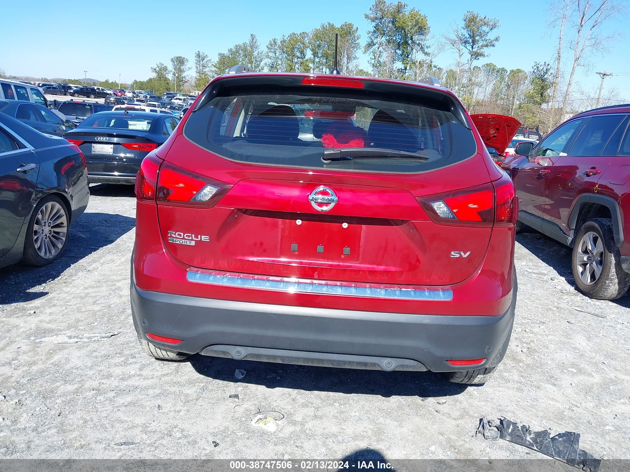 Photo 15 VIN: JN1BJ1CPXKW229762 - NISSAN ROGUE 