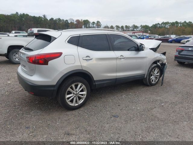 Photo 3 VIN: JN1BJ1CPXKW529558 - NISSAN ROGUE SPORT 