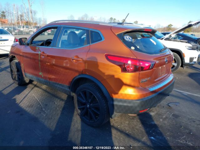 Photo 2 VIN: JN1BJ1CR0HW105932 - NISSAN ROGUE SPORT 