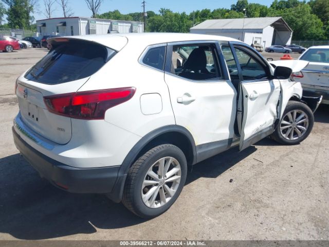 Photo 3 VIN: JN1BJ1CR0HW130894 - NISSAN ROGUE SPORT 