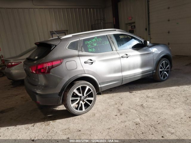 Photo 3 VIN: JN1BJ1CR0HW131821 - NISSAN ROGUE SPORT 