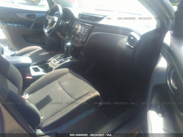 Photo 4 VIN: JN1BJ1CR0JW259207 - NISSAN ROGUE SPORT 