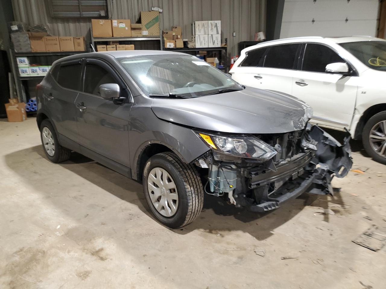 Photo 3 VIN: JN1BJ1CR0JW265623 - NISSAN ROGUE 