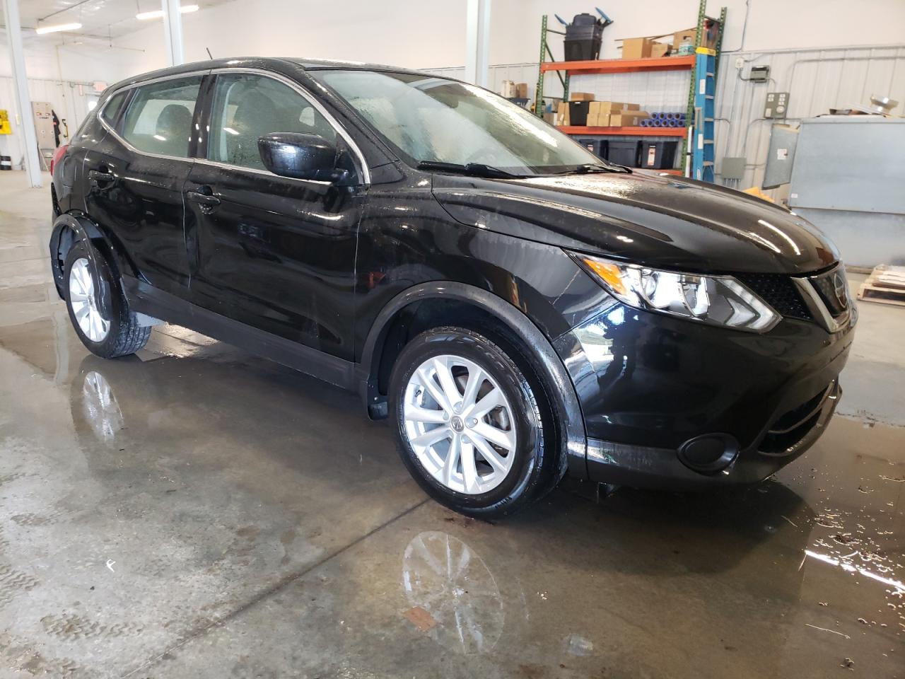 Photo 3 VIN: JN1BJ1CR0JW282731 - NISSAN ROGUE 