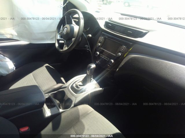 Photo 4 VIN: JN1BJ1CR0KW629136 - NISSAN ROGUE SPORT 