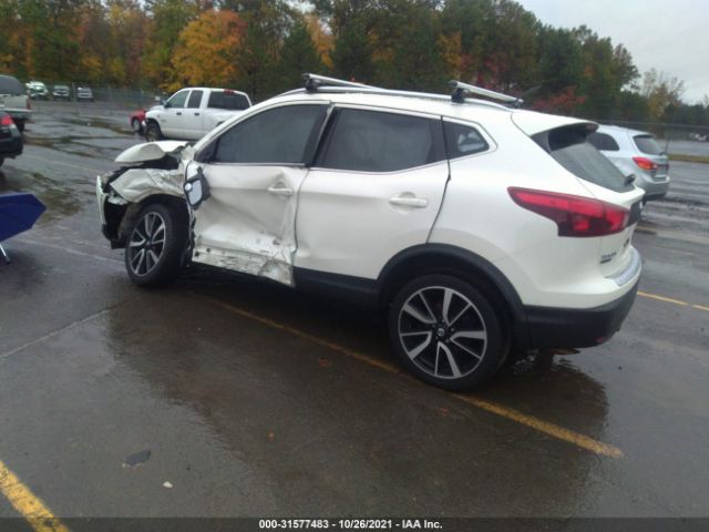 Photo 2 VIN: JN1BJ1CR1HW106409 - NISSAN ROGUE SPORT 