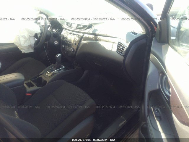 Photo 4 VIN: JN1BJ1CR1HW111481 - NISSAN ROGUE SPORT 