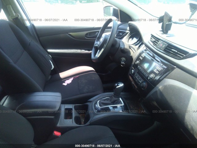 Photo 4 VIN: JN1BJ1CR1HW117992 - NISSAN ROGUE SPORT 