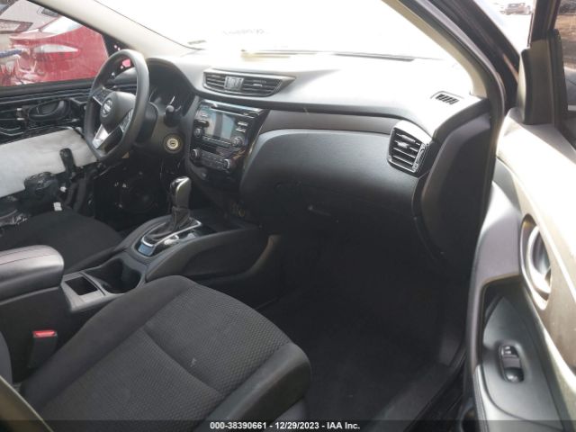 Photo 4 VIN: JN1BJ1CR1HW125185 - NISSAN ROGUE SPORT 