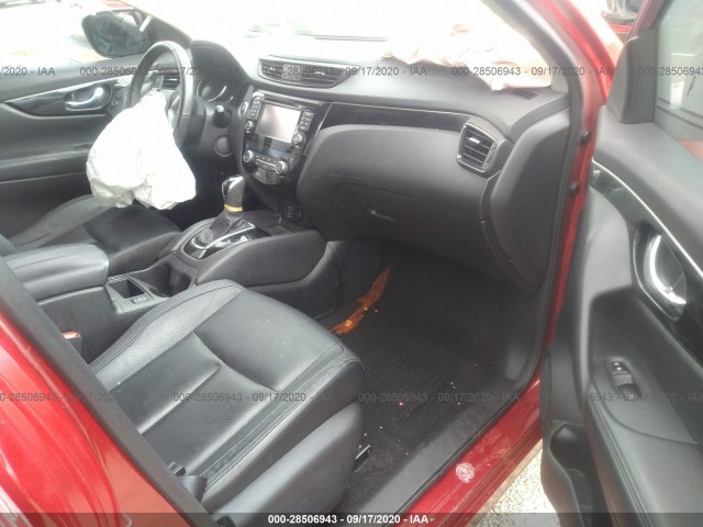 Photo 4 VIN: JN1BJ1CR1HW129575 - NISSAN ROGUE SPORT 