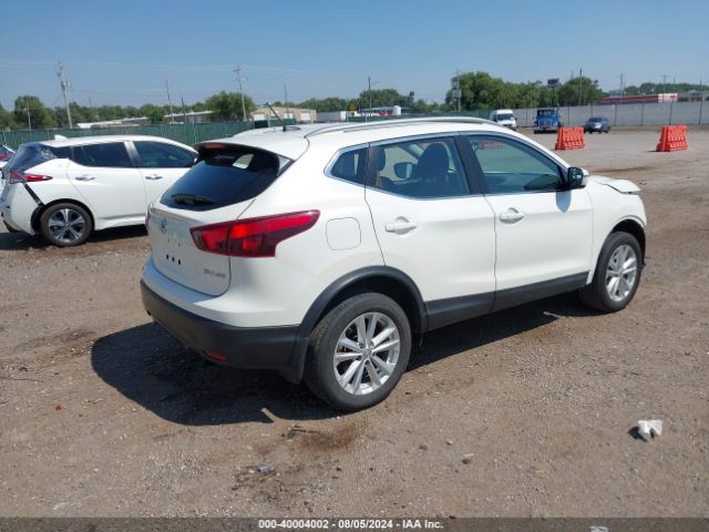 Photo 3 VIN: JN1BJ1CR1HW132489 - NISSAN ROGUE SPORT 