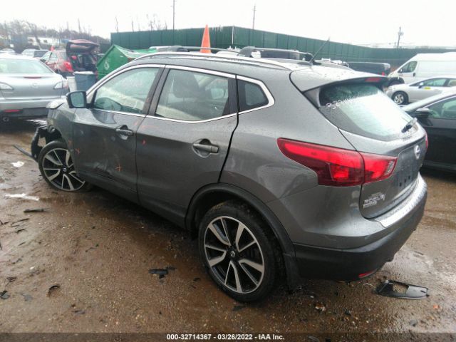 Photo 2 VIN: JN1BJ1CR1HW137756 - NISSAN ROGUE SPORT 