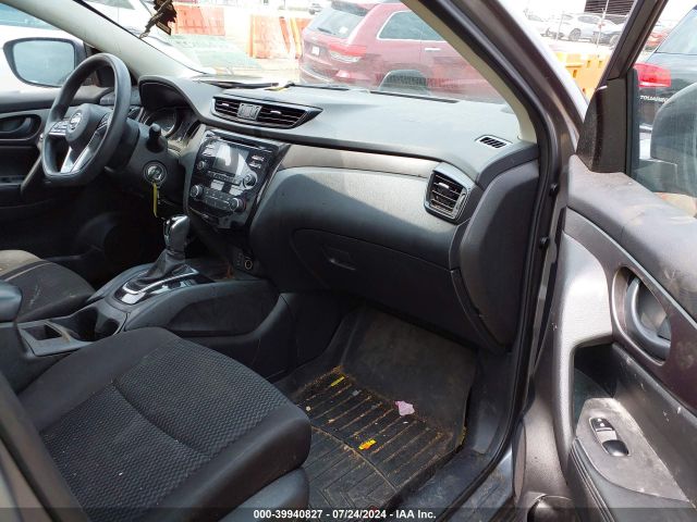 Photo 4 VIN: JN1BJ1CR1HW143167 - NISSAN ROGUE SPORT 