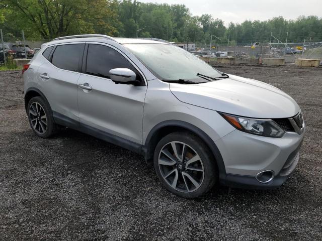 Photo 3 VIN: JN1BJ1CR1JW205298 - NISSAN ROGUE 