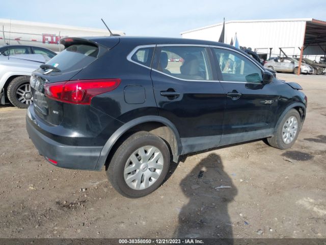 Photo 3 VIN: JN1BJ1CR1JW257675 - NISSAN ROGUE SPORT 