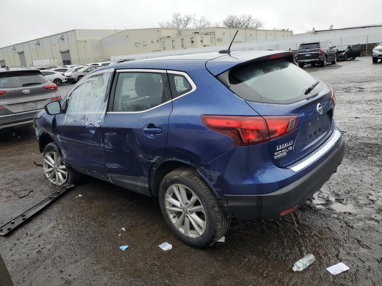 Photo 1 VIN: JN1BJ1CR1JW285993 - NISSAN ROGUE 