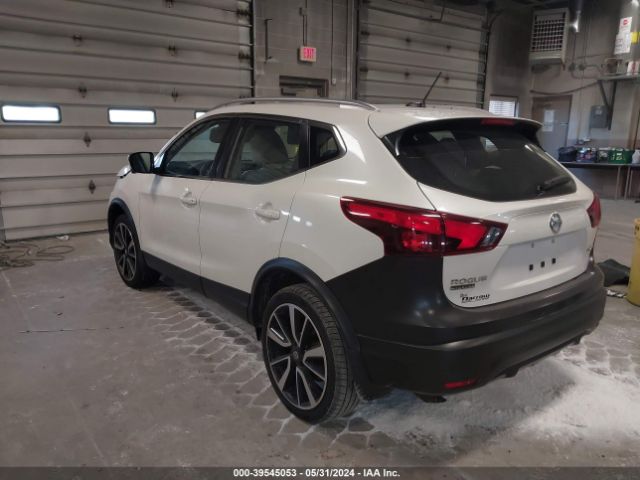 Photo 2 VIN: JN1BJ1CR1JW293799 - NISSAN ROGUE SPORT 