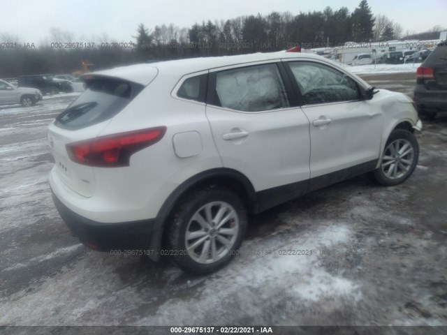 Photo 3 VIN: JN1BJ1CR1KW310893 - NISSAN ROGUE SPORT 