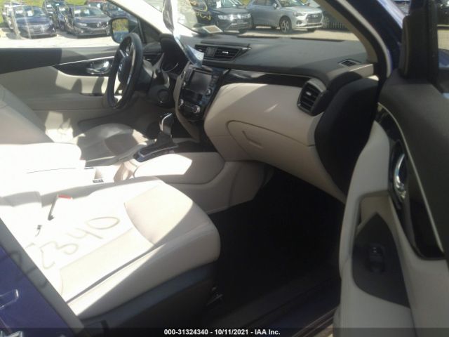 Photo 4 VIN: JN1BJ1CR1KW348401 - NISSAN ROGUE SPORT 