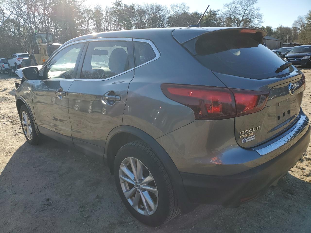 Photo 1 VIN: JN1BJ1CR2HW105107 - NISSAN ROGUE 