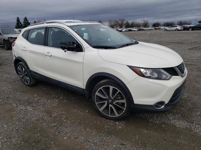 Photo 3 VIN: JN1BJ1CR2HW136275 - NISSAN ROGUE 