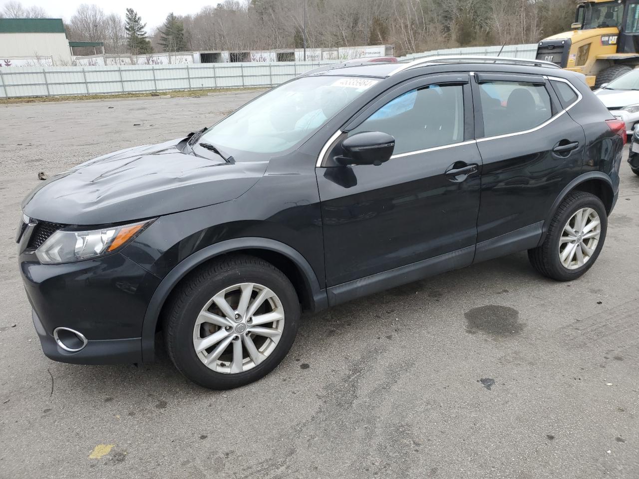 Photo 0 VIN: JN1BJ1CR2JW267373 - NISSAN ROGUE 