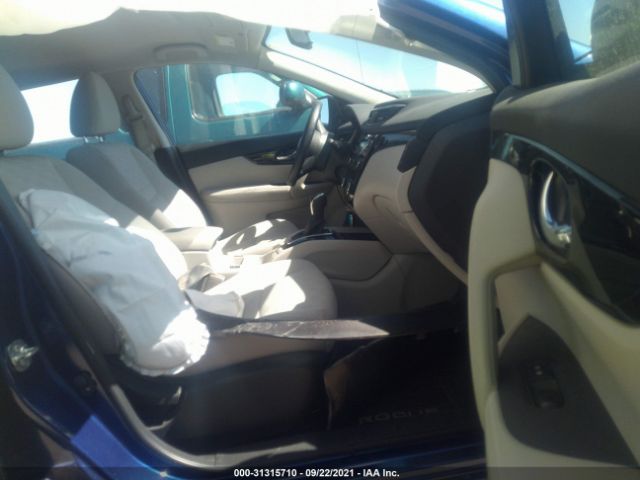 Photo 4 VIN: JN1BJ1CR2JW268684 - NISSAN ROGUE SPORT 