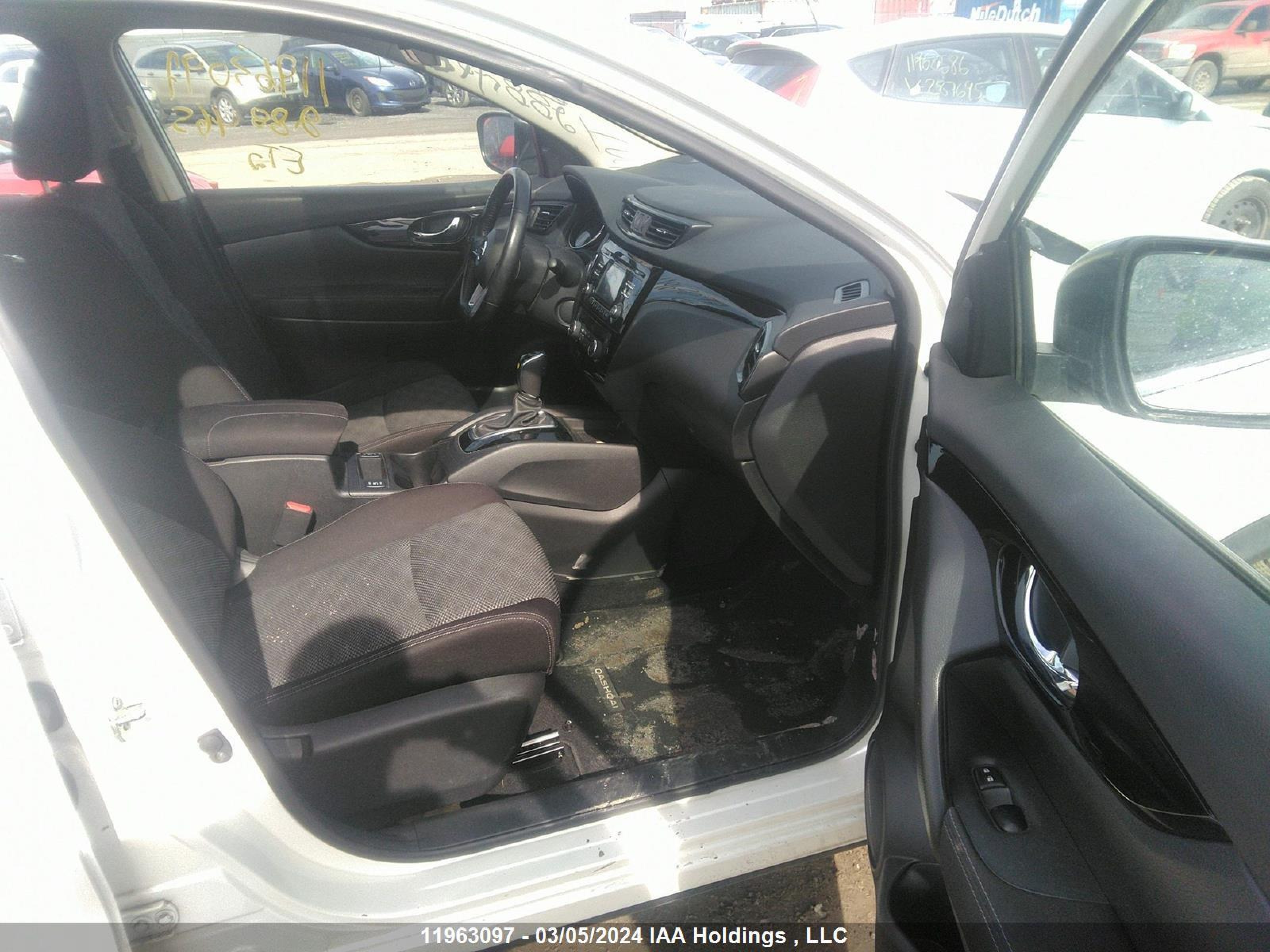 Photo 4 VIN: JN1BJ1CR2JW288465 - NISSAN QASHQAI 