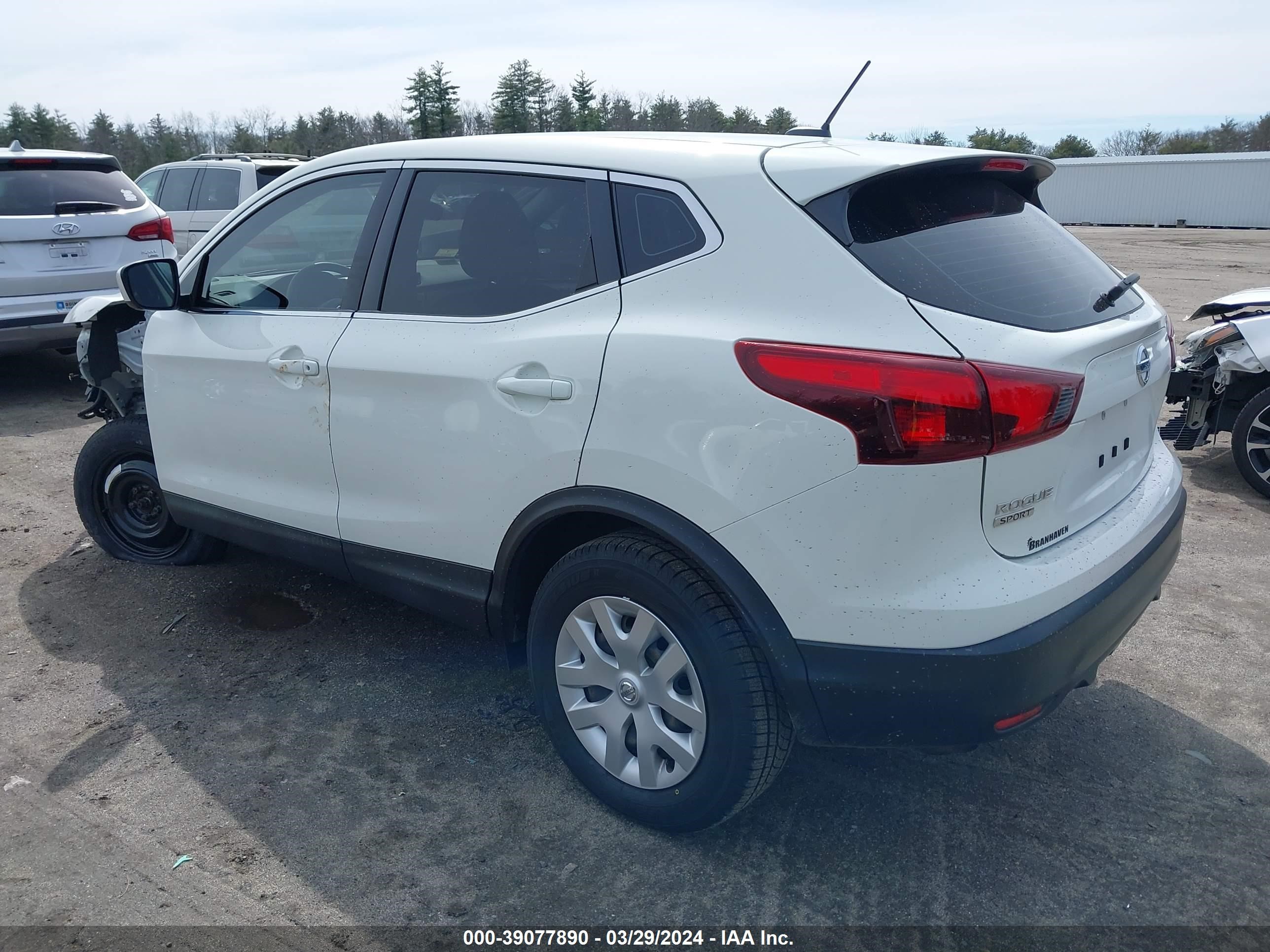 Photo 2 VIN: JN1BJ1CR2KW345474 - NISSAN ROGUE 