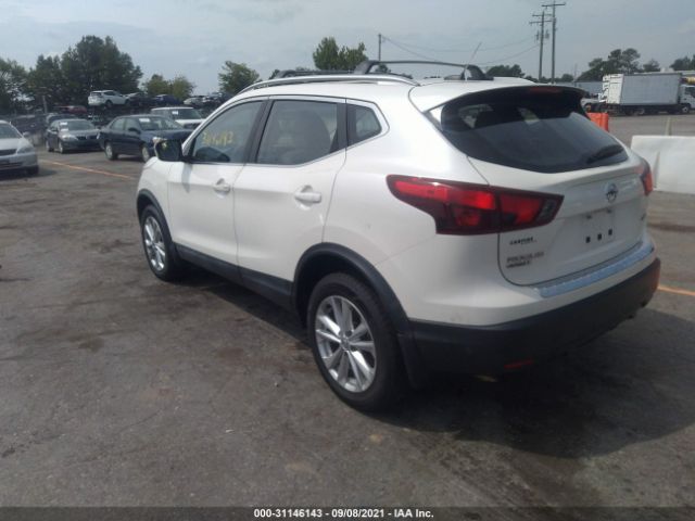 Photo 2 VIN: JN1BJ1CR3HW103608 - NISSAN ROGUE SPORT 