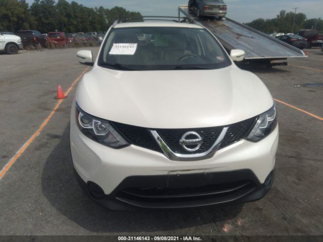 Photo 5 VIN: JN1BJ1CR3HW103608 - NISSAN ROGUE SPORT 