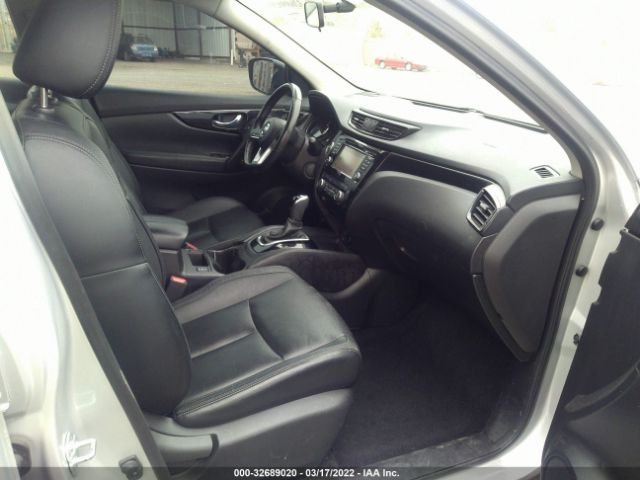 Photo 4 VIN: JN1BJ1CR3HW132493 - NISSAN ROGUE SPORT 