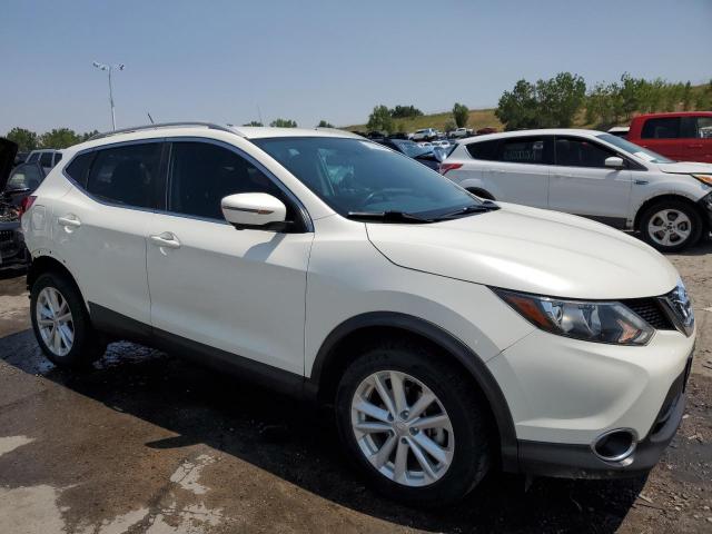 Photo 3 VIN: JN1BJ1CR3HW136219 - NISSAN ROGUE 