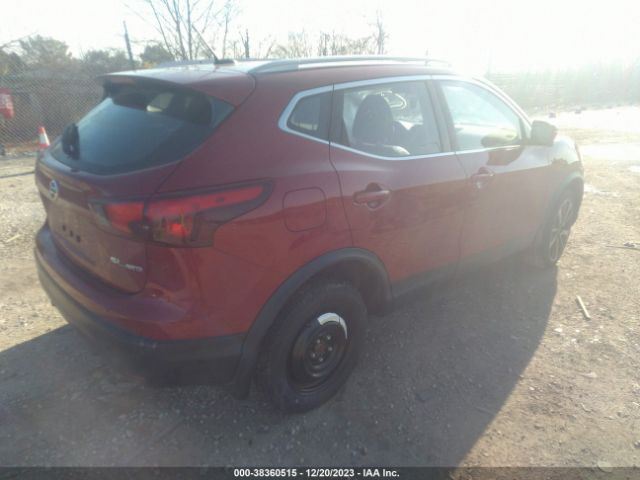 Photo 3 VIN: JN1BJ1CR3JW255426 - NISSAN ROGUE SPORT 