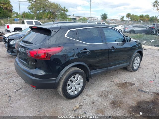 Photo 3 VIN: JN1BJ1CR3JW264661 - NISSAN ROGUE SPORT 