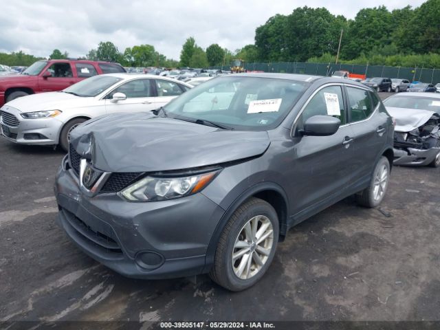 Photo 1 VIN: JN1BJ1CR3JW285591 - NISSAN ROGUE SPORT 