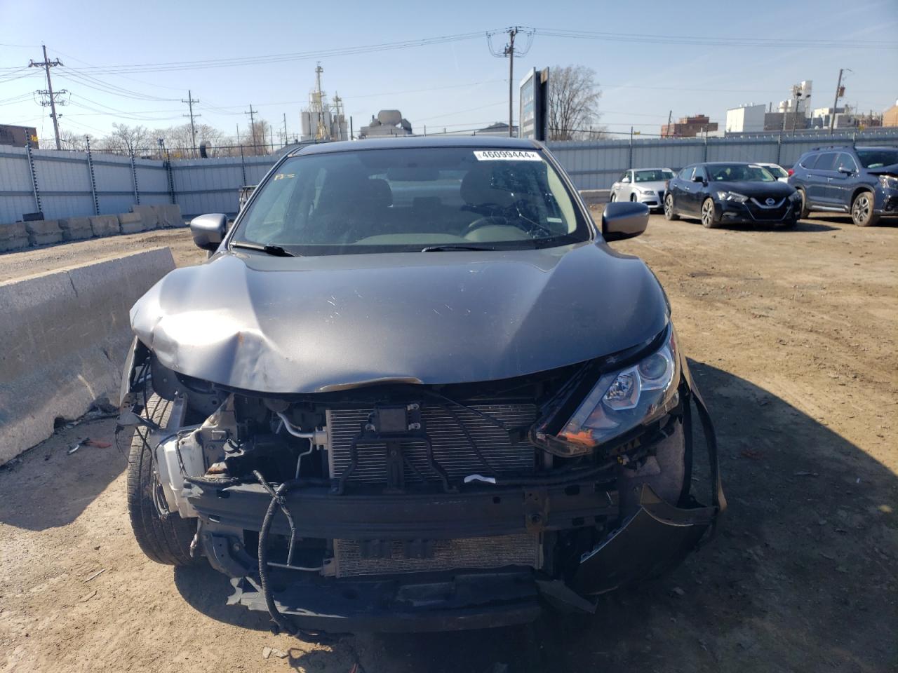 Photo 4 VIN: JN1BJ1CR3KW344558 - NISSAN ROGUE 