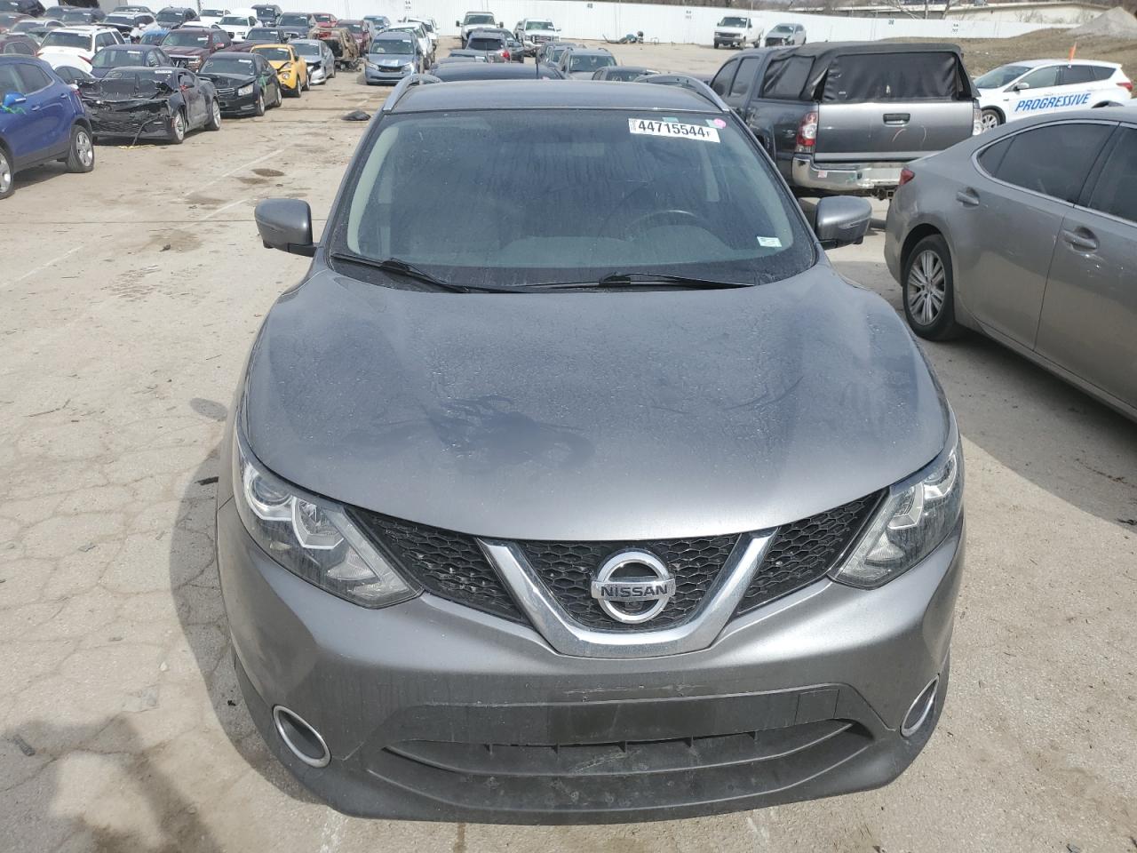 Photo 4 VIN: JN1BJ1CR4HW116741 - NISSAN ROGUE 