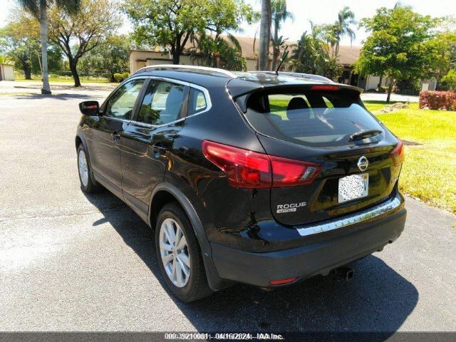 Photo 2 VIN: JN1BJ1CR4HW119204 - NISSAN ROGUE SPORT 