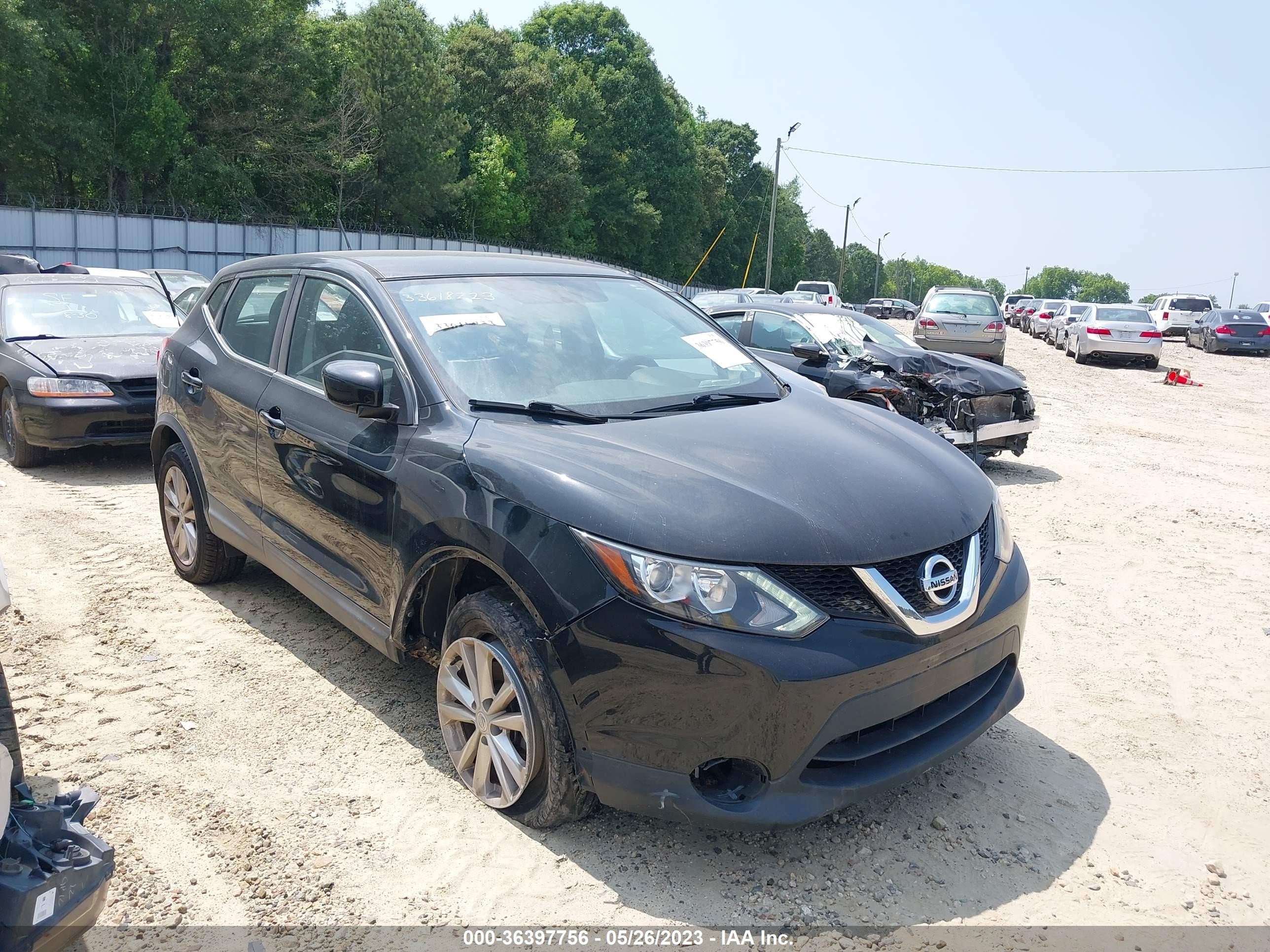 Photo 5 VIN: JN1BJ1CR4HW137802 - NISSAN ROGUE 