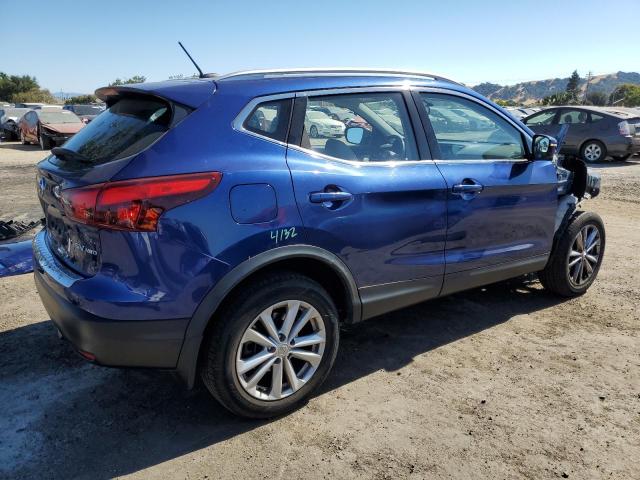 Photo 2 VIN: JN1BJ1CR4JW205067 - NISSAN ROGUE 