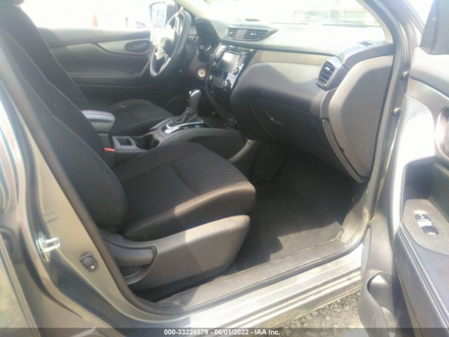 Photo 4 VIN: JN1BJ1CR4KW317658 - NISSAN ROGUE SPORT 