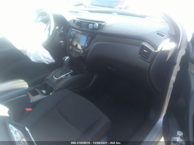 Photo 4 VIN: JN1BJ1CR4KW343855 - NISSAN ROGUE SPORT 