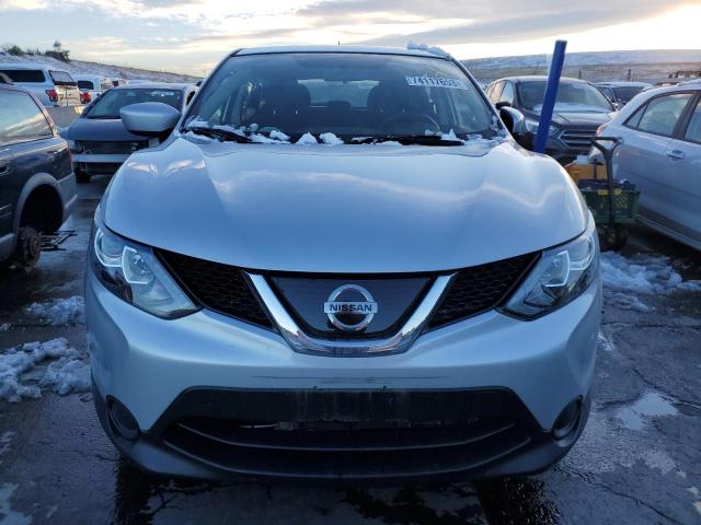 Photo 4 VIN: JN1BJ1CR4KW626546 - NISSAN ROGUE 