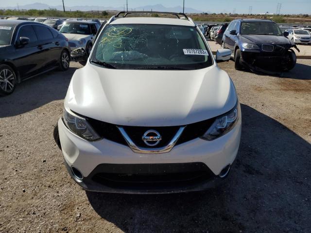 Photo 4 VIN: JN1BJ1CR5HW114965 - NISSAN ROGUE 