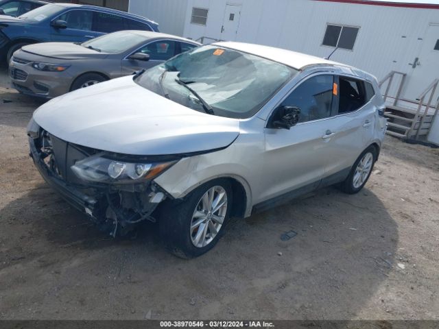 Photo 1 VIN: JN1BJ1CR5HW135475 - NISSAN ROGUE SPORT 