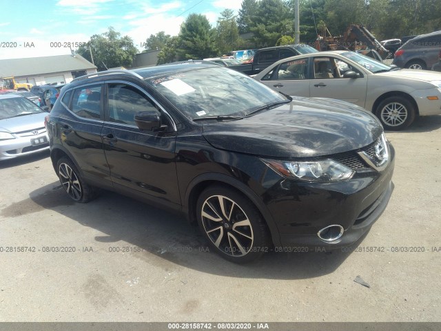 Photo 0 VIN: JN1BJ1CR5JW202050 - NISSAN ROGUE 