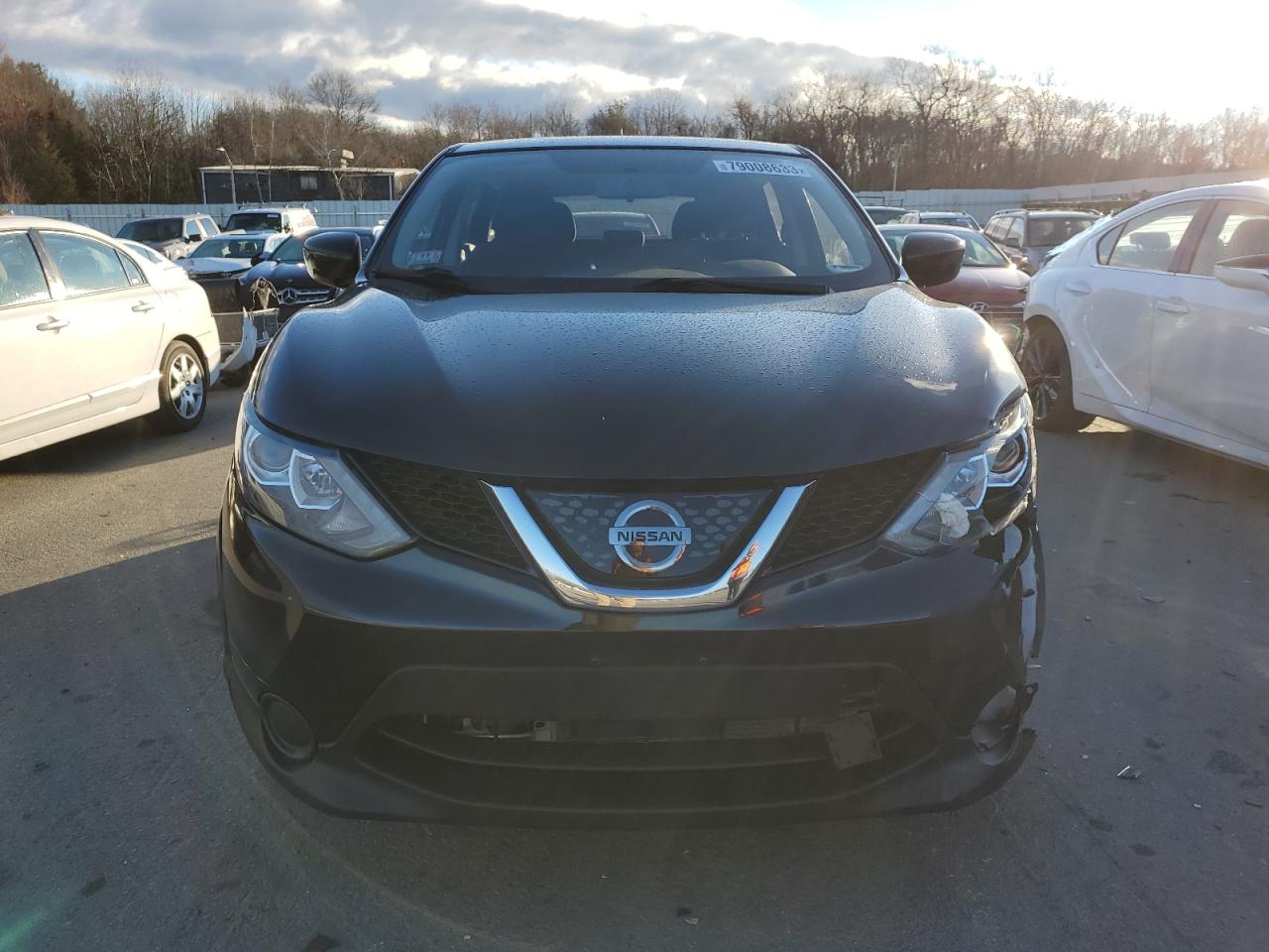 Photo 4 VIN: JN1BJ1CR5JW267741 - NISSAN ROGUE SPORT 